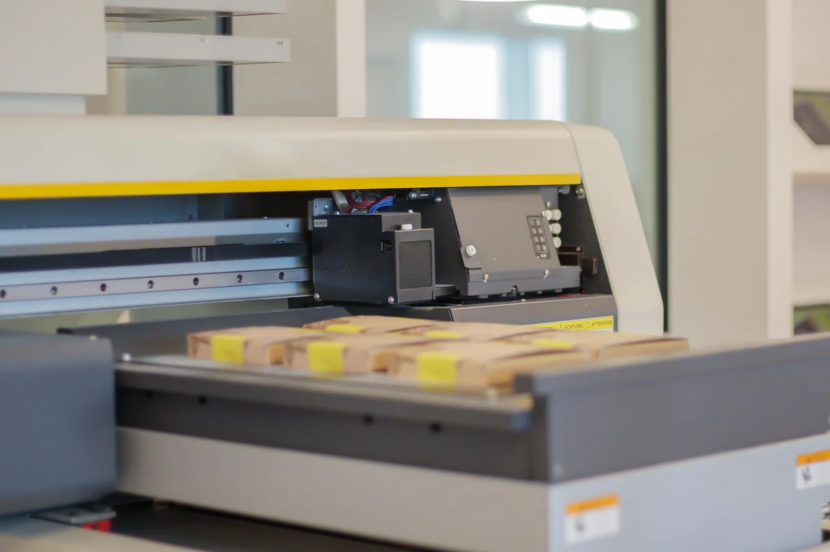 wide format UV printer
